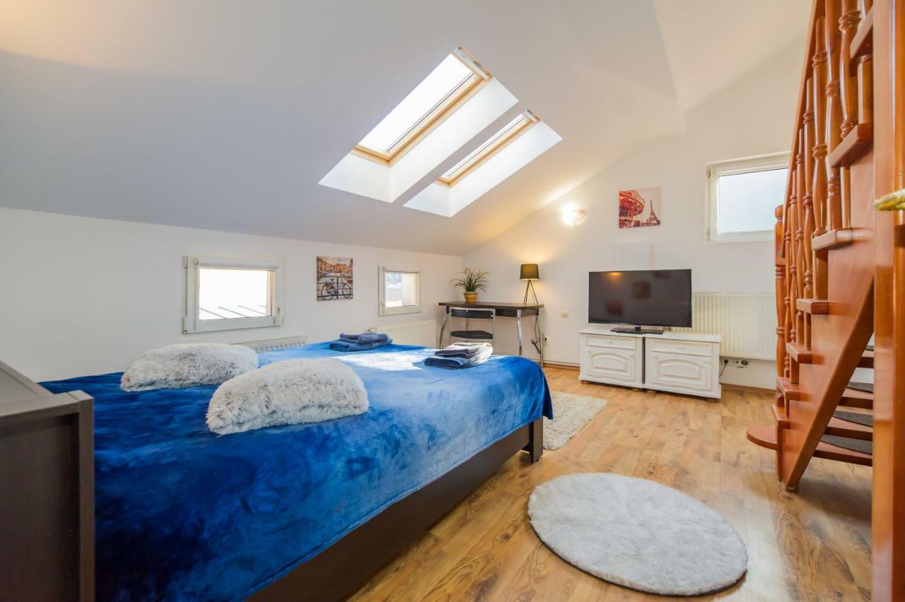 Rooftop Central Apartment Μπρασόβ Εξωτερικό φωτογραφία